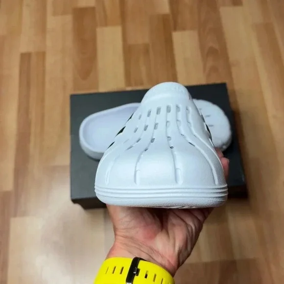 π°HUGE CLEARANCE SALE π° New & Authentic Adidas Adilette Mens Clogs (FY8970) - Picture 5 of 13